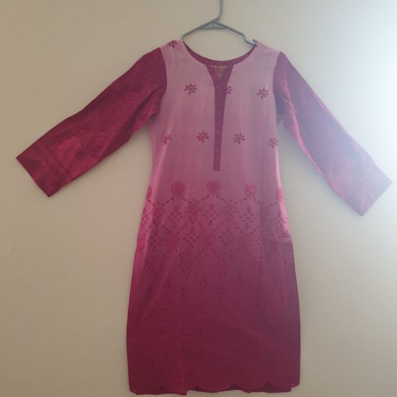 Pink Embroidered 3-Piece Lawn Suit - Picture 4 of 5